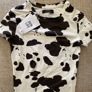 Womens Cow print tee